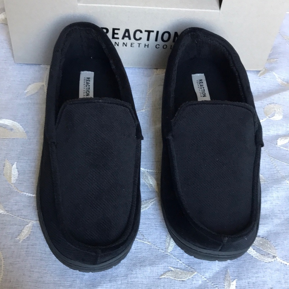 KENNETH COLE Slippers - Picture 2 of 8